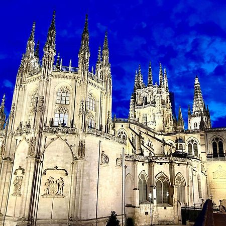 El Capricho De Claudia_ Apartamentos Burgos Catedral Eksteriør billede