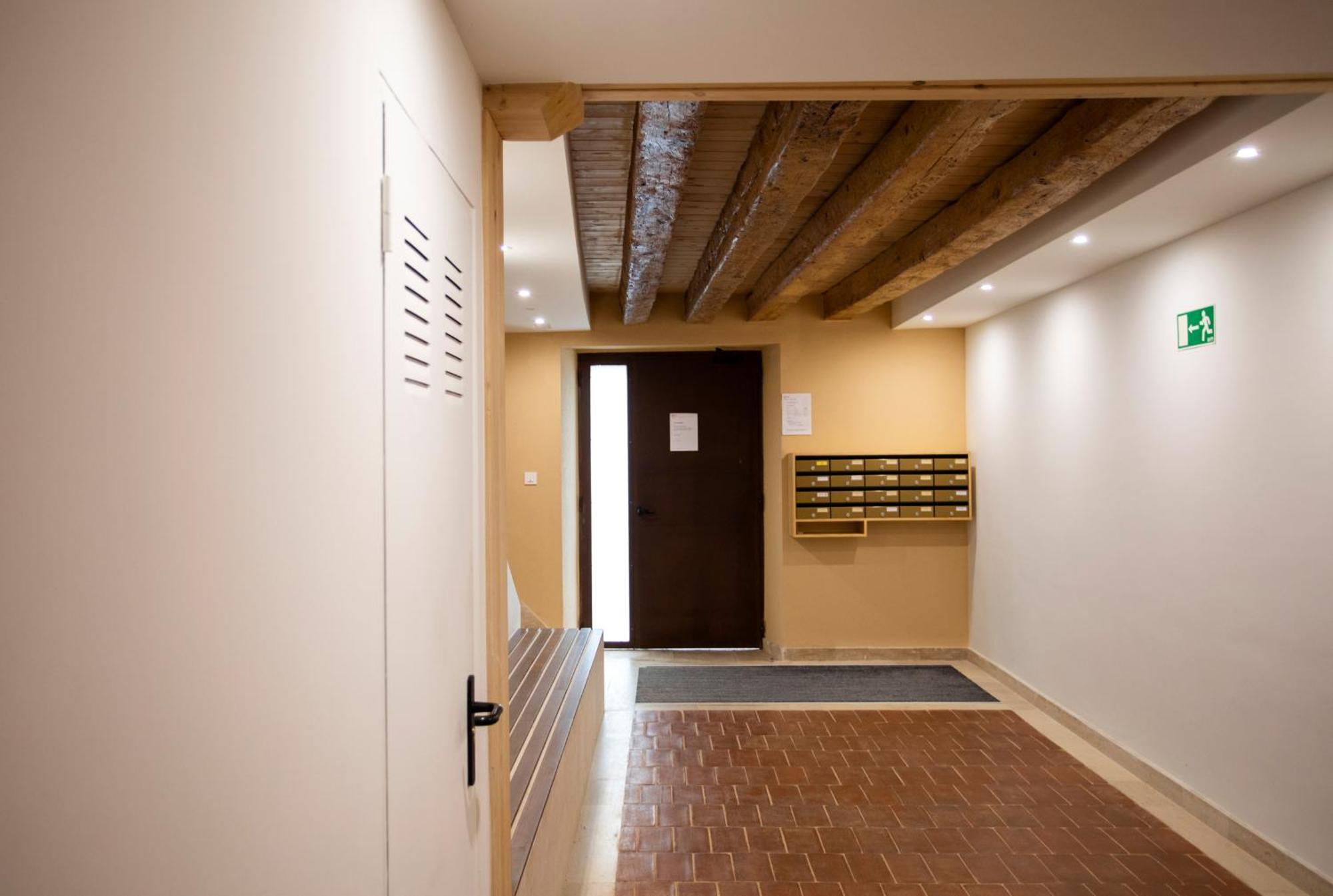 El Capricho De Claudia_ Apartamentos Burgos Catedral Eksteriør billede